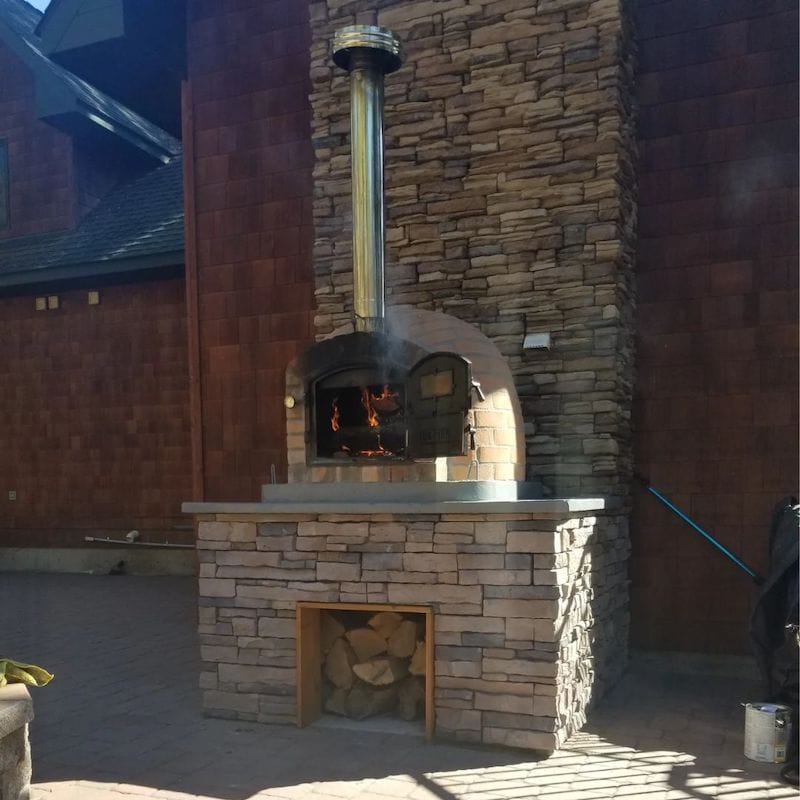 Lisboa PREMIUM Rustic Brick Pizza Oven
