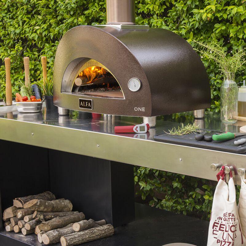 Alfa Moderno Nano Portable Wood Fired Outdoor Pizza Oven Quick Heat